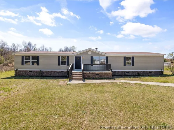 404 Bladestone Dr, Pikeville, NC 27863