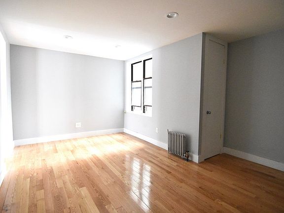 5th image of 2285 A C Powell Blvd APT 2N