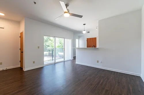 1537 Ralph David Abernathy Blvd SW Photo 1
