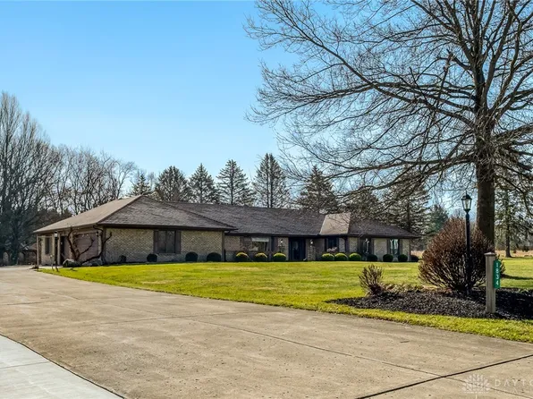 1834 Deerbrook Trl, Dayton, OH 45434