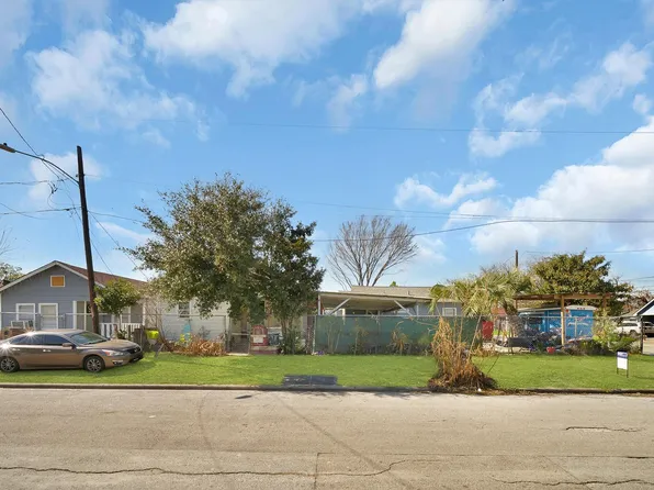 4811 Terry St, Houston, TX 77009