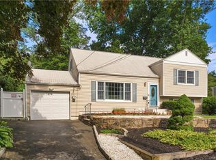 81 Alpine Rd, Yonkers, NY 10710