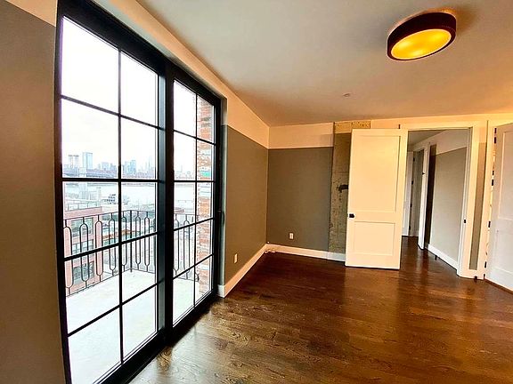 3rd image of 187 Kent Ave #759