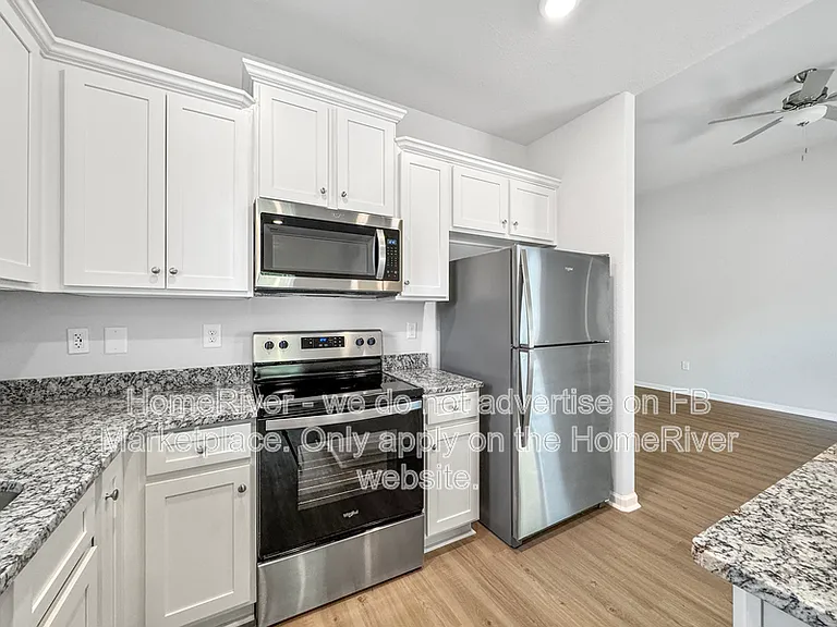 3110 Maple Ridge Dr — Photo 6