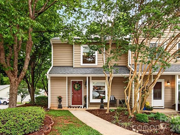 3rd image of 830 Sardis Cove Dr
