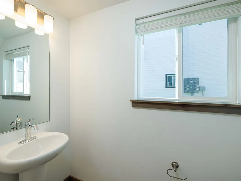17 Bourbon Ln — Photo 24