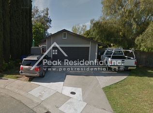 2 Meadowstone Ct, Sacramento, CA