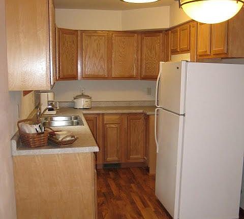 Plenty of kitchen cabinets