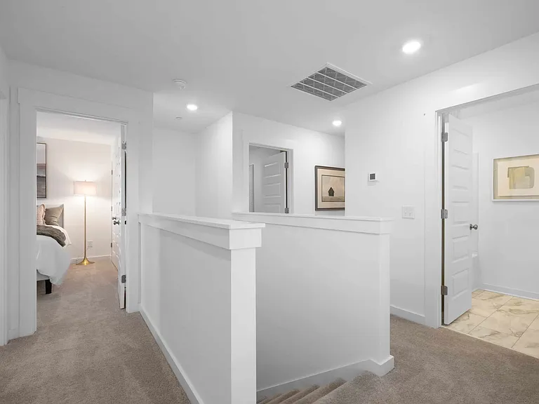 Vinewood Townhomes — Photo 21