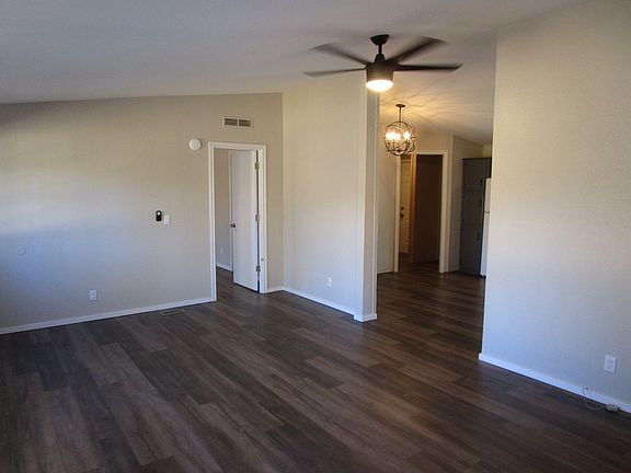 3rd image of 4245 SE Jerry Dr