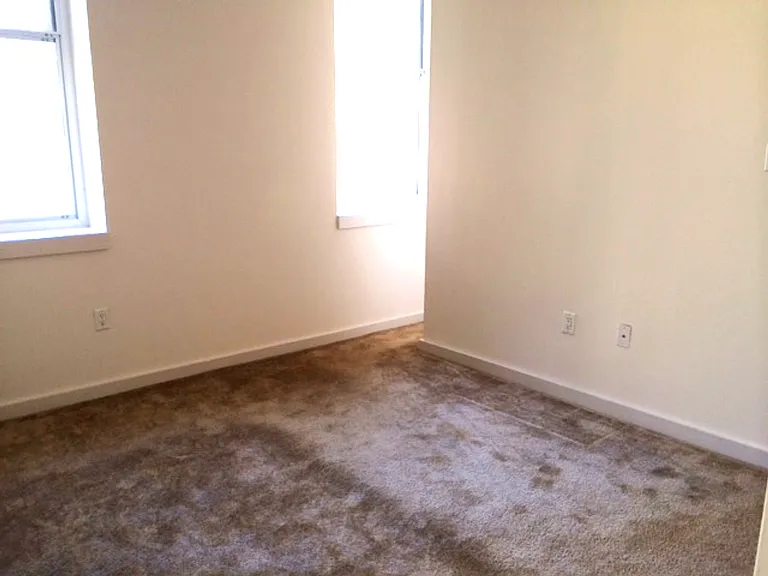 24-30 S Bank St #201 — Photo 6