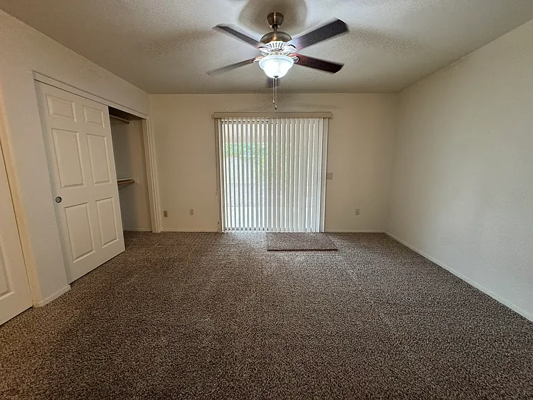 3201 W Paradise Ln — Photo 34