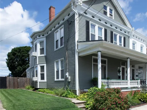 329 W Walnut St, Kutztown, PA 19530