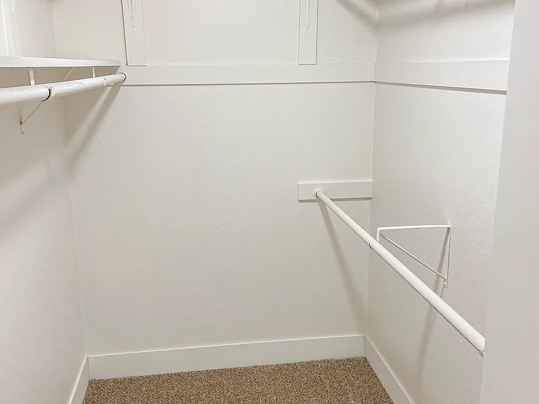 Northrop Woods Apartments — Photo 5