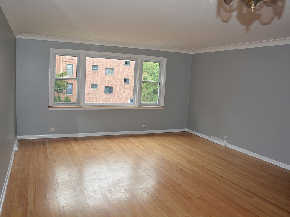 1st image of 6251 N Mozart St #2