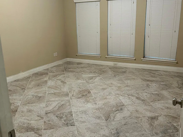 10310 Rouken Glen Ct — Photo 19