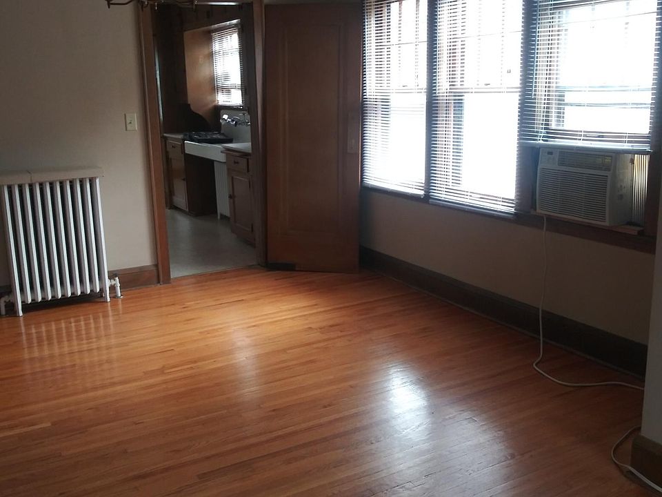 1st image of 4909 Xerxes Ave S #2