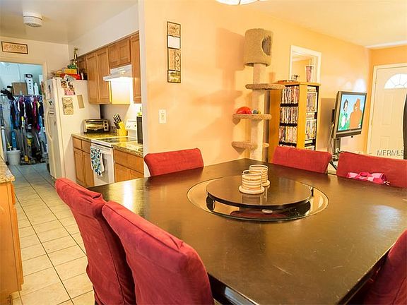3rd image of 6007 Mary Lynn Ct