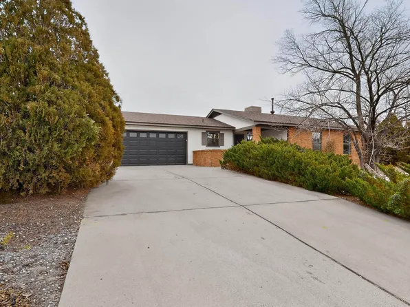 300 4th Ave NE, Rio Rancho, NM 87124