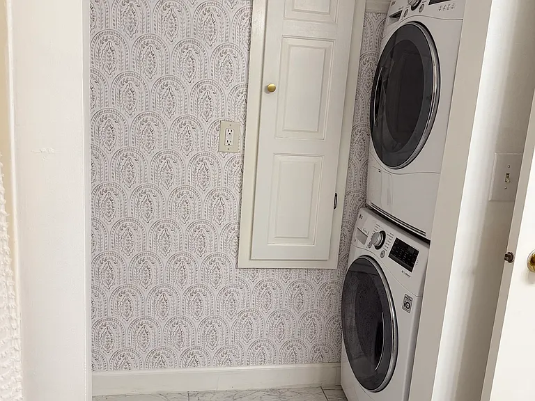 4910 Pleasant St #16 — Photo 6