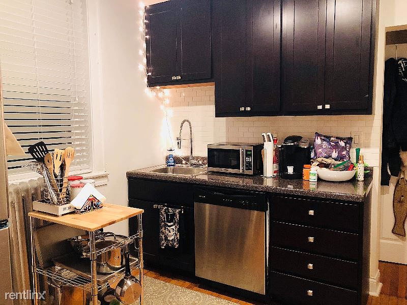 1st image of 1617 N Richmond St #1