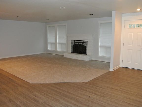 Great room off kitchen
