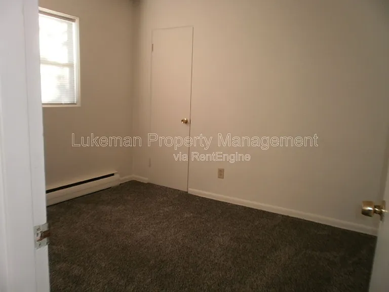 1536 Henson Ave #4 — Photo 12