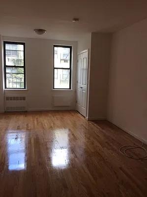 Rented by Copperwood Real Estate | media 18