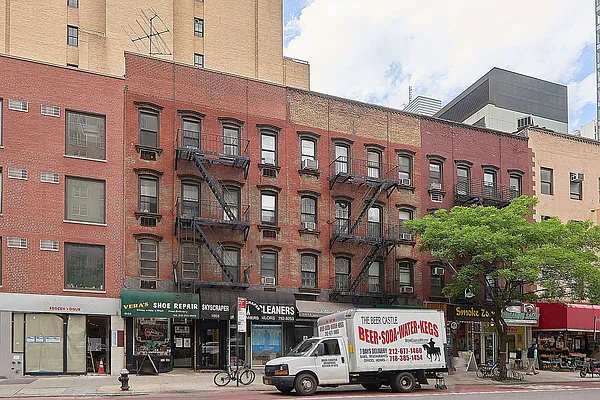 Rented by Keller Williams NYC | media 18