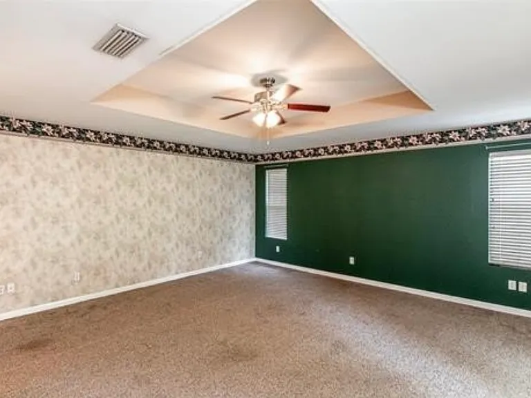2407 Arlington Pl — Photo 19