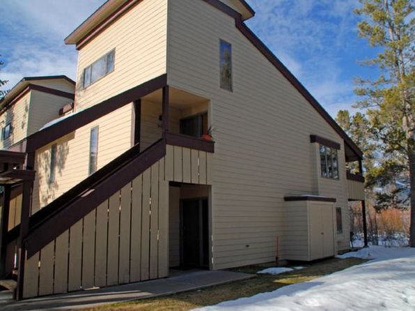 3414 Bearberry 4455 Berry Dr