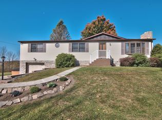2151 Aberdeen Rd, Madison Township, PA 18444