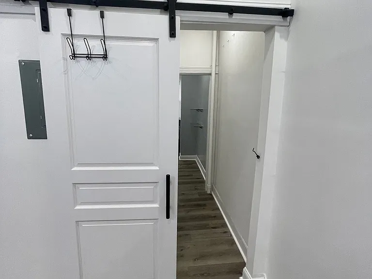 2507 Saint Paul St #1 — Photo 3