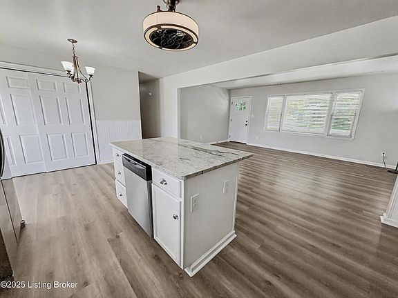 3rd image of 185 Becky McKinley Ave