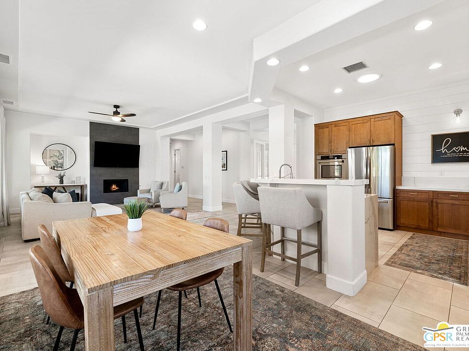 1st image of 120 Arezzo Ct