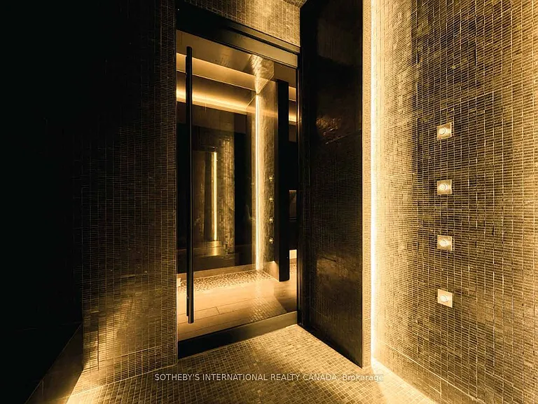 11 Yorkville Ave #2112 — Photo 12