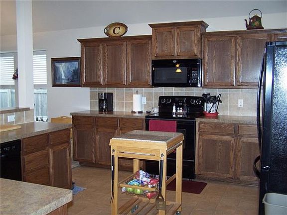 3rd image of 7049 Meandering Creek Ln