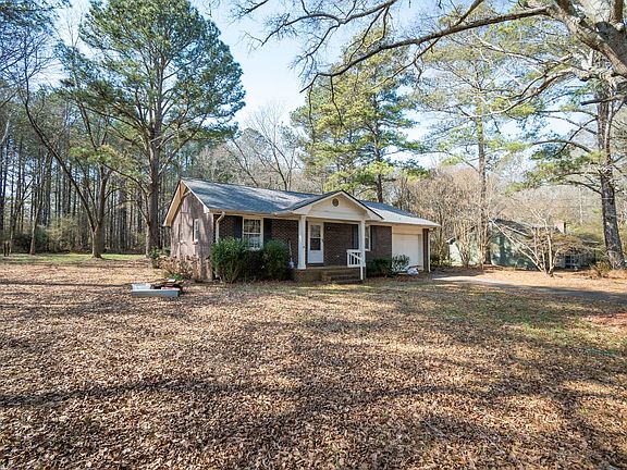 3rd image of 135 McAlpin Dr