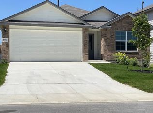 198 Sparrowhawk, San Antonio, TX 78253