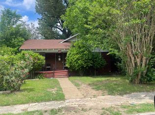 3100 Pacific Ave, Memphis, TN 38112