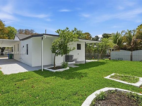 5th image of 4237 SW 7th St #4237