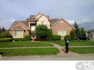 47106 Morning Dove Dr, Macomb, MI 48044