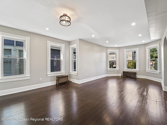 3rd image of 222 Kearny Ave