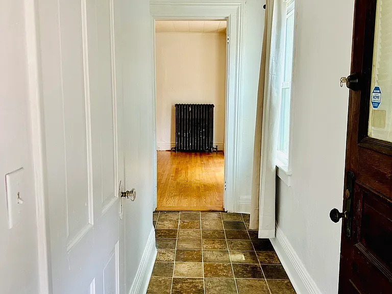 36 Rowley St #1 — Photo 4