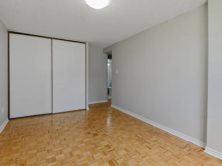 20 Stonehill Ct — Photo 23
