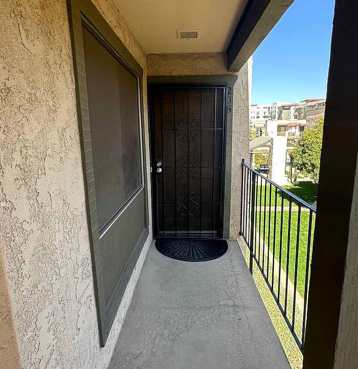 1st image of 2228 E Campbell Ave APT 206