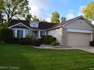 43635 Lancelot Dr, Canton, MI 48188