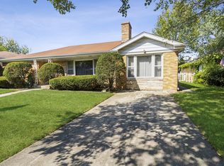 5044 Harvard Ter, Skokie, IL 60077