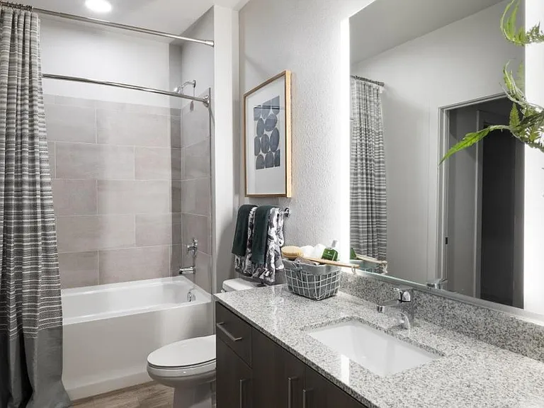 The Allure at Gateway — Photo 6