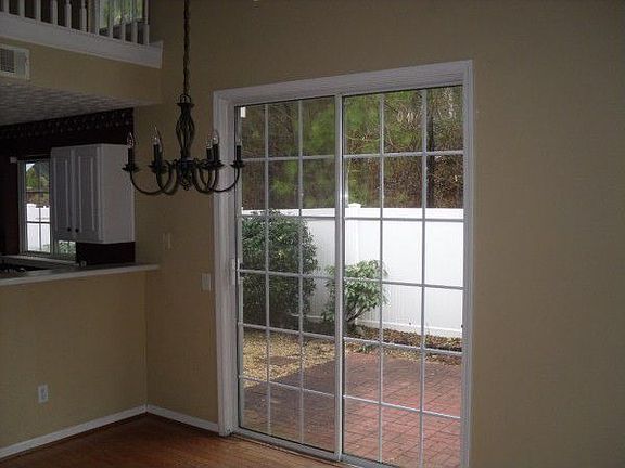 5th image of 1200 W Oaks Way